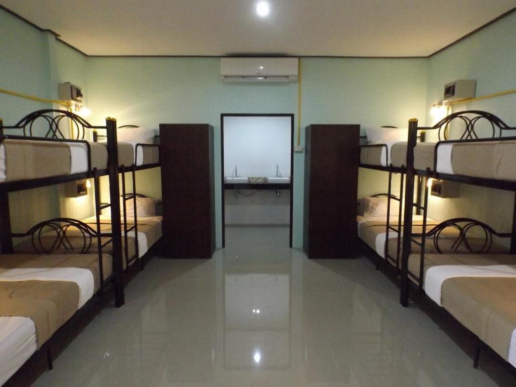 Lanta Long Beach Hostel Koh Lanta Exterior photo